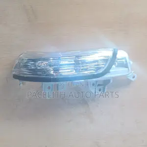 Side Mirror Indicator Ractis 2010/ Subaru Trezia