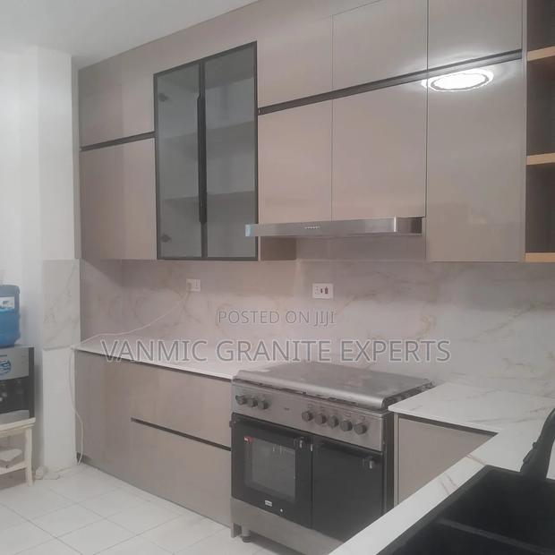 Premium Kitchen Cabinets – Vanmic Granite Experts