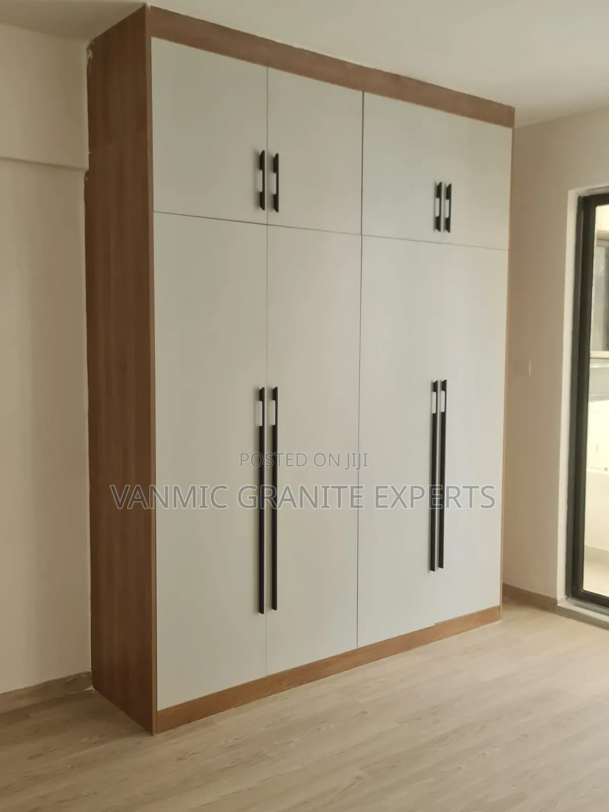 Built-in Sliding Wardrobes – Vanmic Granite Experts