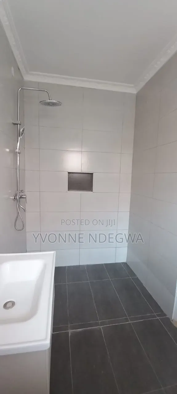 4bdrm Bungalow in Elgon Estate, Kenyatta Road / Theta  for rent