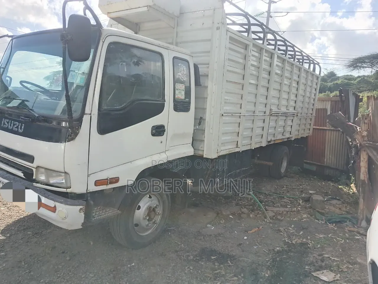 Isuzu FRR 2014 White 8.2l Diesel