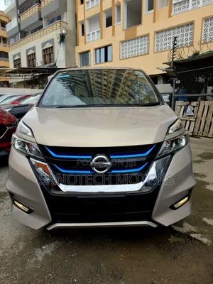 Nissan Serena 2019 Gold