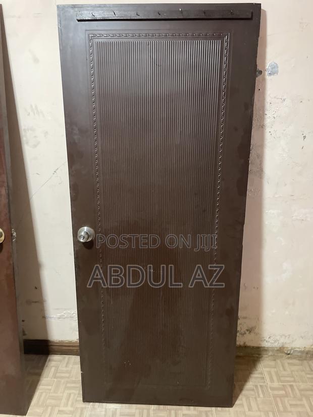3 Interior Wooden Door With Textured Panel - thumbnail 3