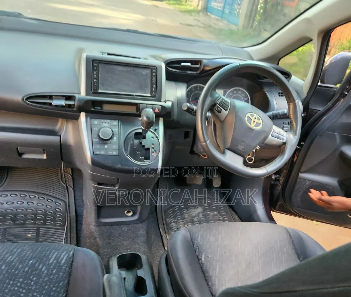 Toyota Wish 2010 Burgundy
