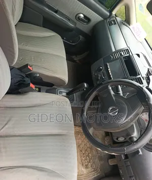 Nissan Tiida 2009 Silver