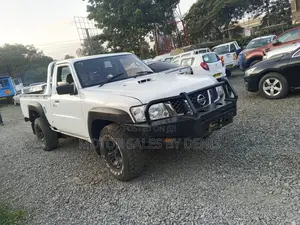 Nissan Patrol 2016 White