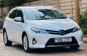Toyota Auris 2014 White