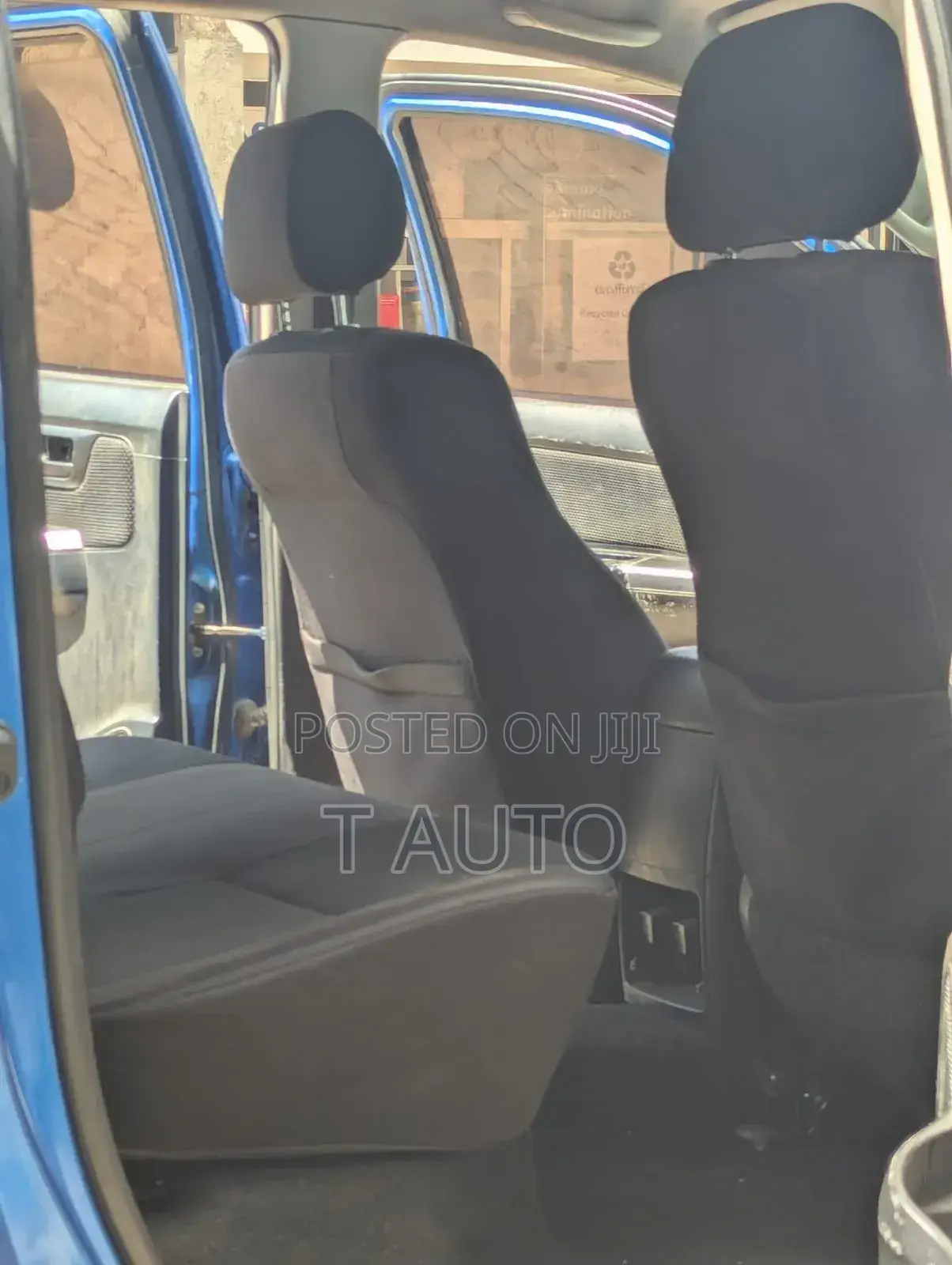 Toyota Hilux 2014 Blue