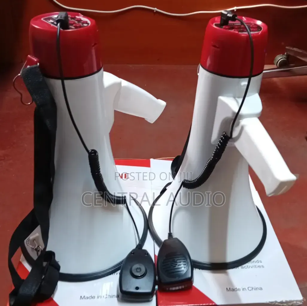 Handheld Rechargeable Megaphone