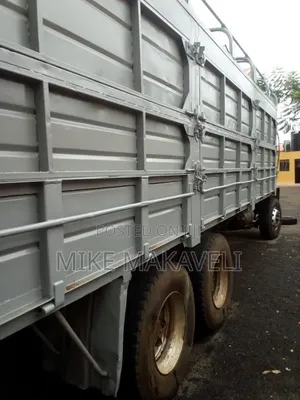Well Maintained Lorry for Sale