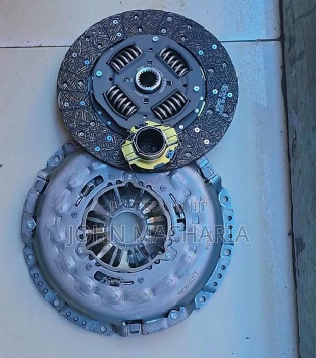 1kd Pressure Plate, Clutch Plate and Release Bearing for Toyota Hilux