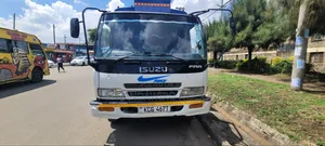 Isuzu Elf Truck 2016 Blue