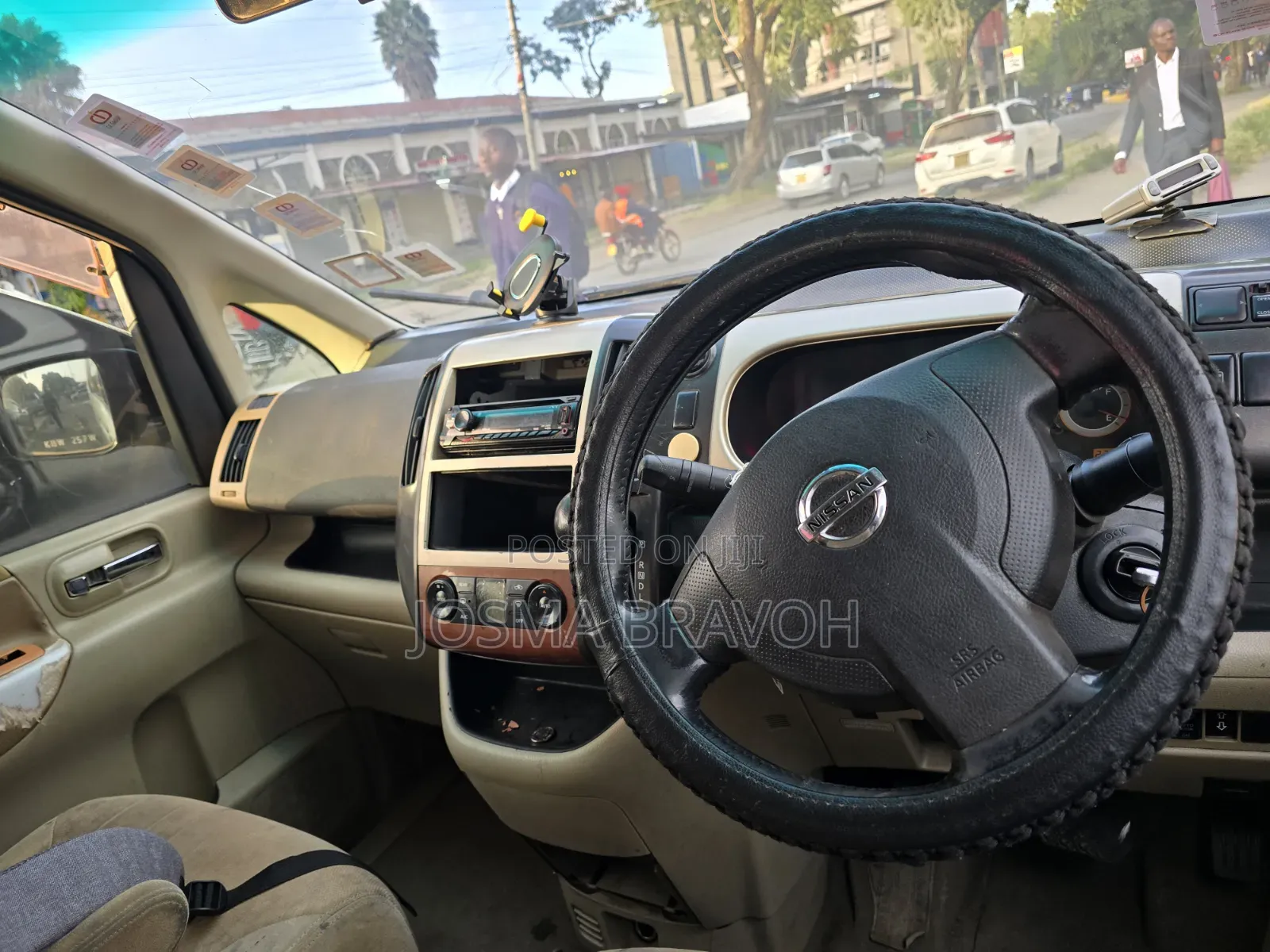 Nissan Serena 2009 White