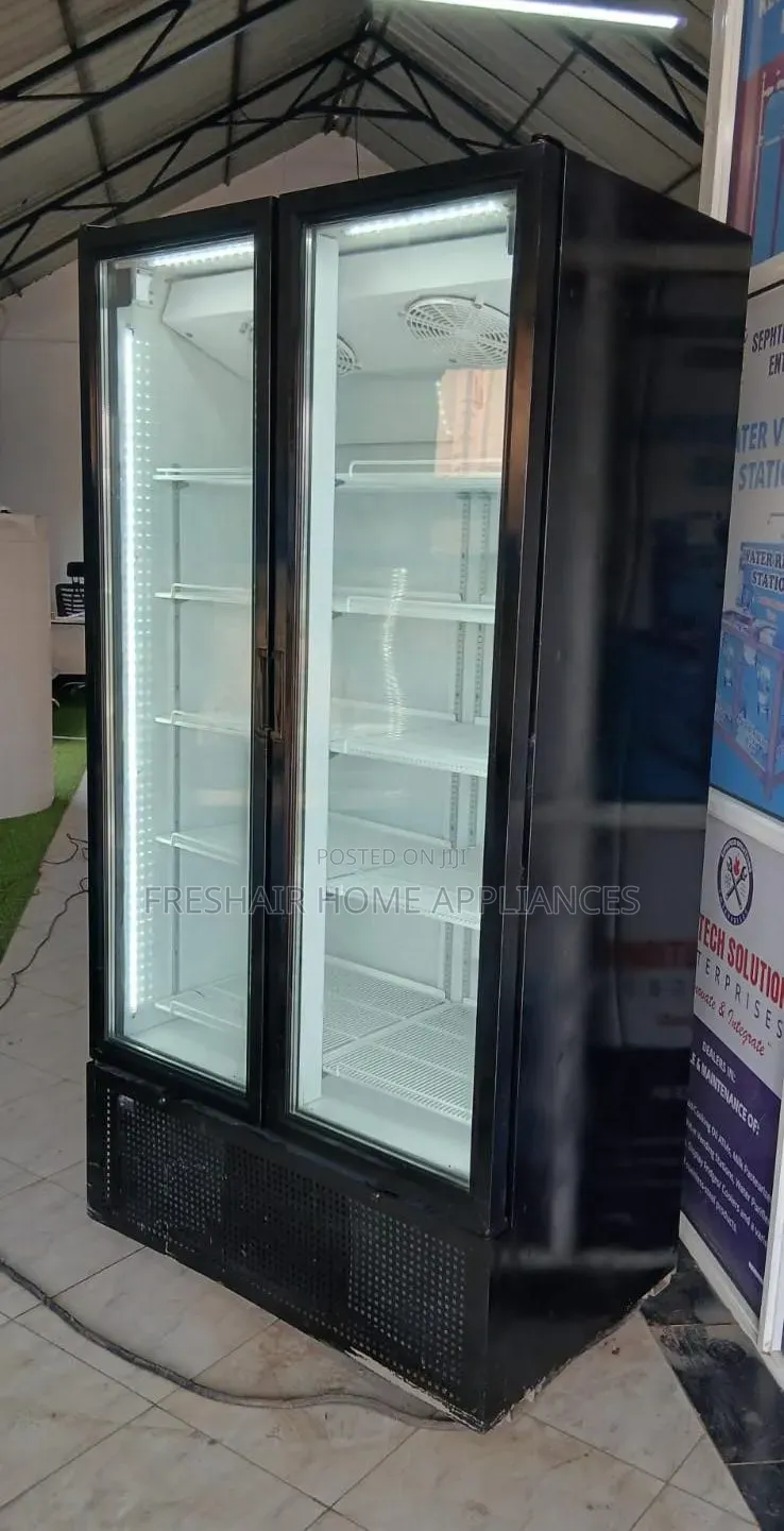 Twin Door Display Fridge/ Chiller 1000litres