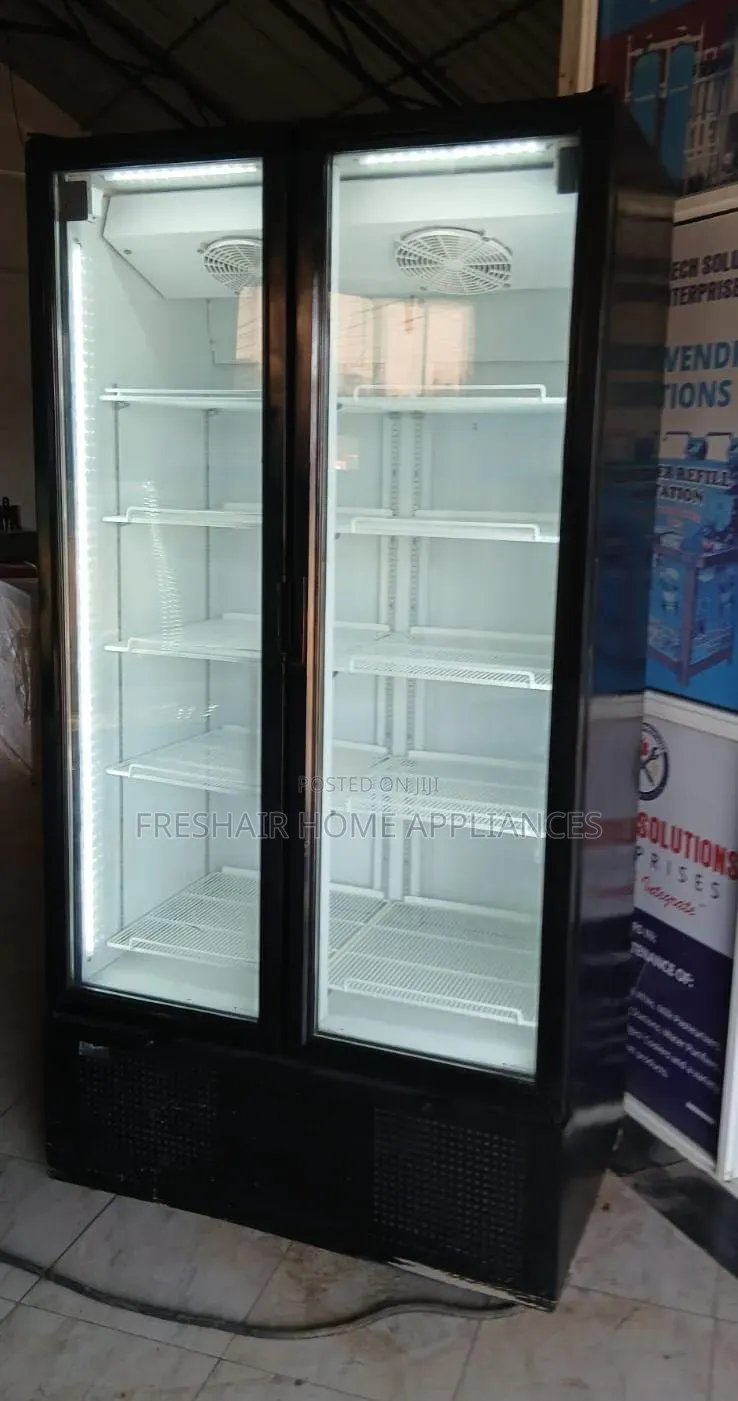 Twin Door Display Fridge/ Chiller 1000litres