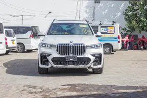 BMW X7 2022 White