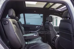 BMW X7 2022 White