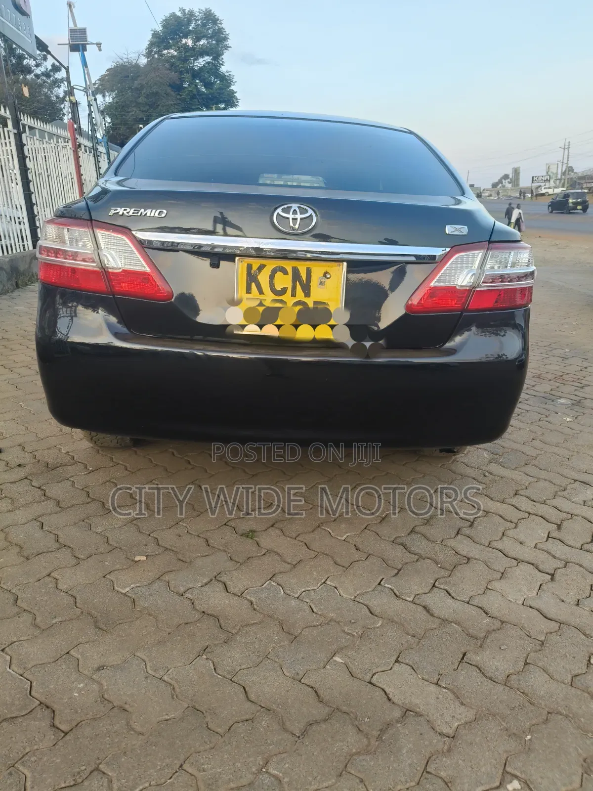 Toyota Premio 2010 Black