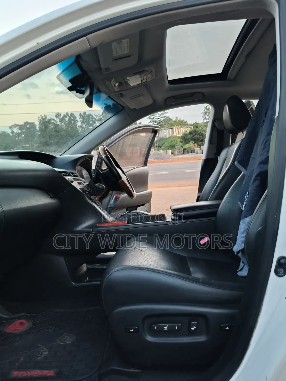 Lexus RX 2010 White