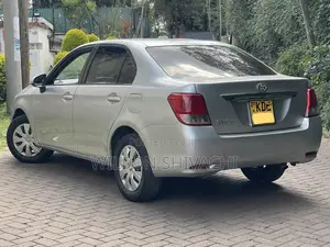 Toyota Axio 2014 Silver