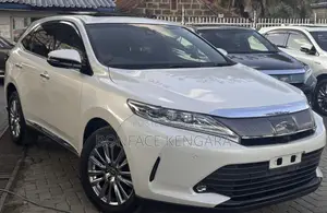 Toyota Harrier 2.0 2019 White