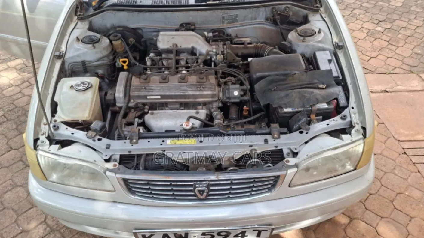 Toyota Corolla 1999 Beige