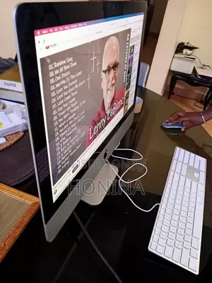 Desktop Computer Apple iMac 8GB Intel Core i5 HDD 500GB