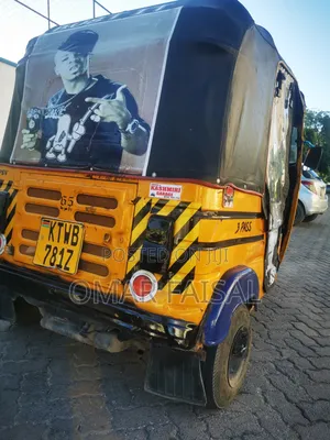 Bajaj RE 2019 Yellow