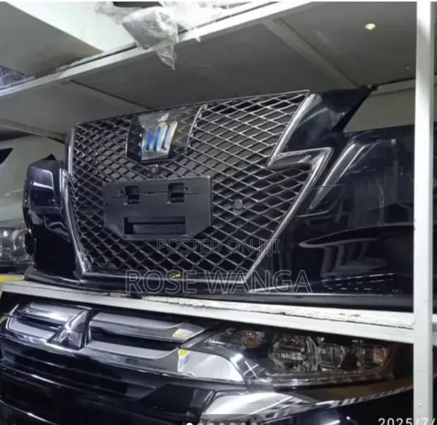 Crown Athlete Front Bumper