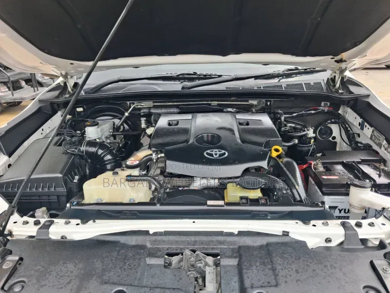 Toyota Hilux Surf 2009