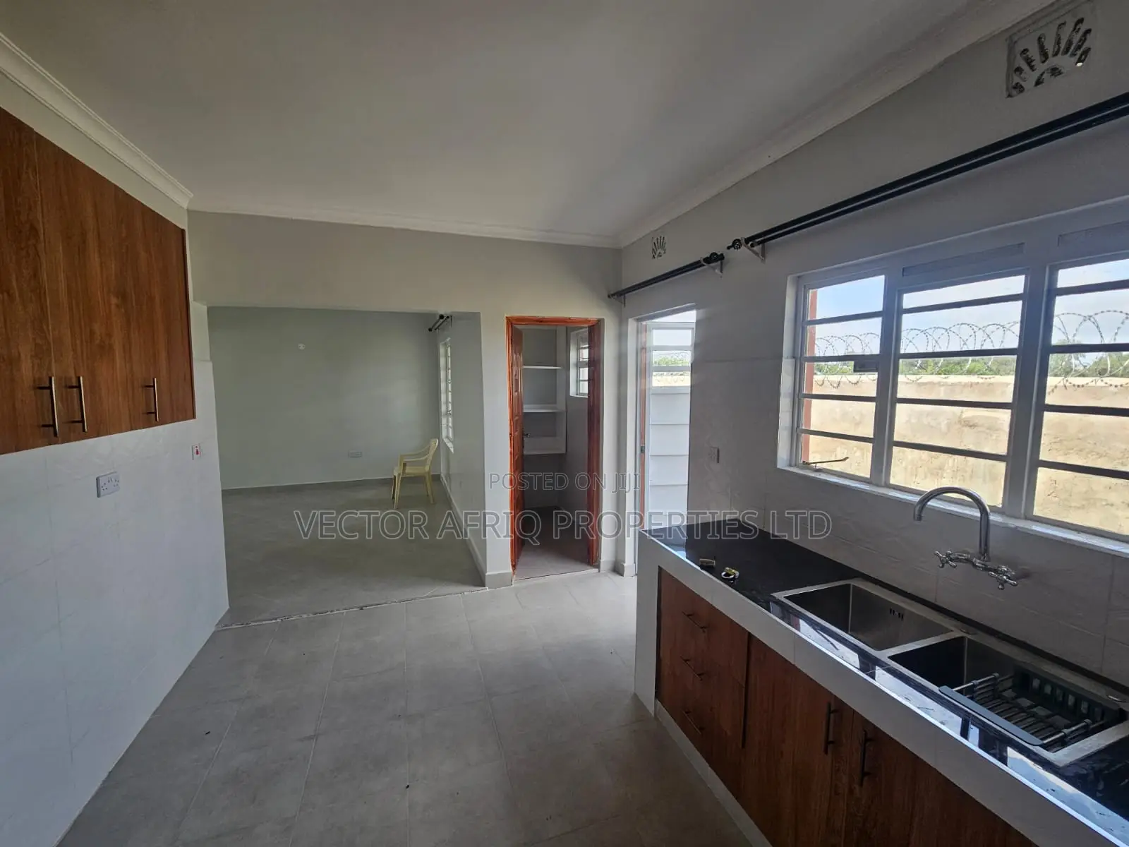 4bdrm Bungalow in Kitengela for sale