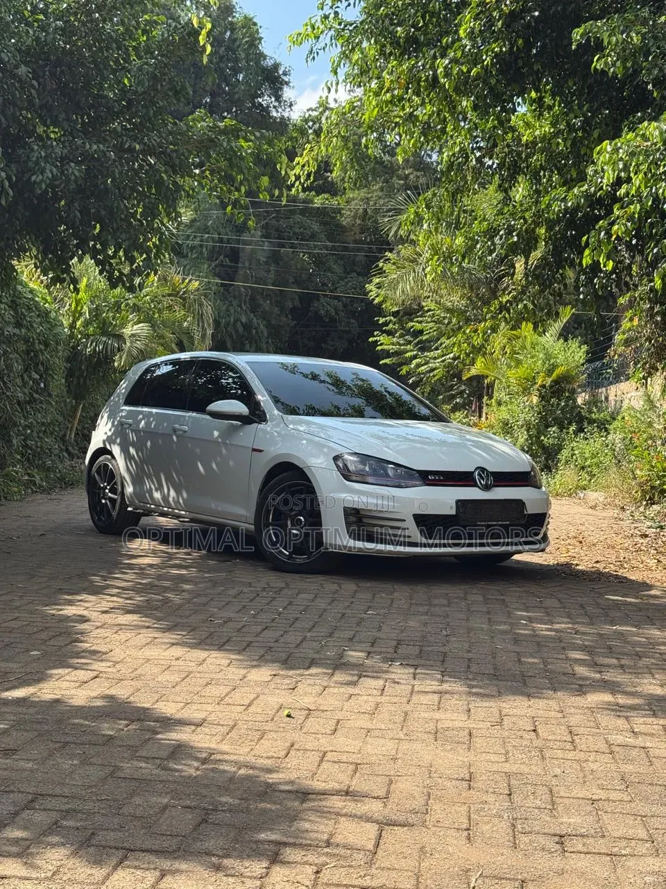 Volkswagen Golf GTI 2017 White