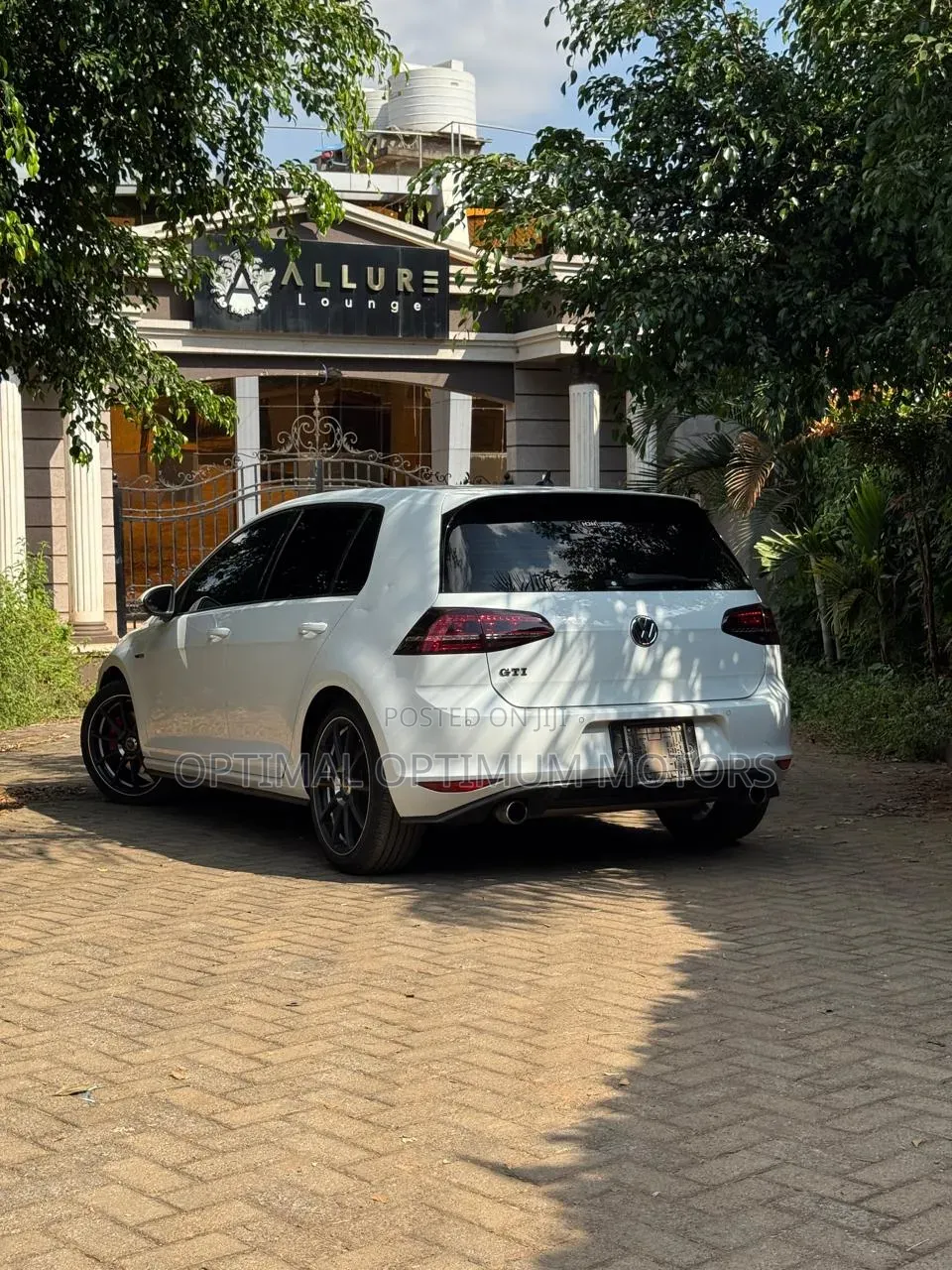 Volkswagen Golf GTI 2017 White