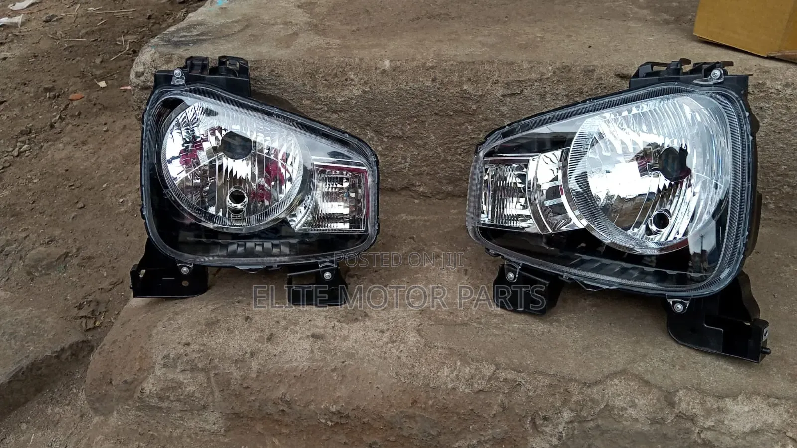 Suzuki Alto X-Japan Headlights