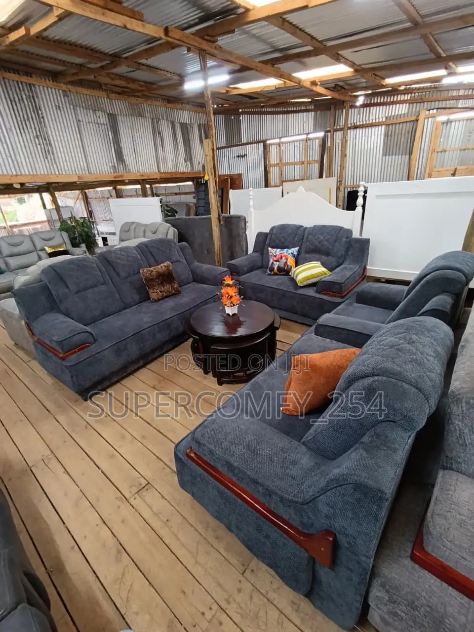 Mahogany Detailed SGR Monster Sofa