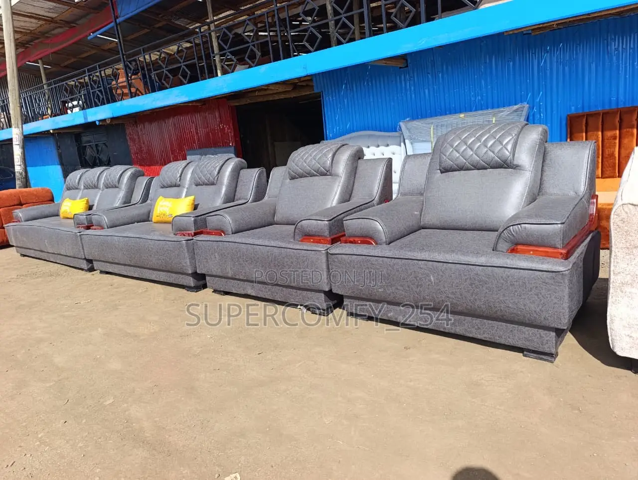Mahogany Detailed SGR Monster Sofa