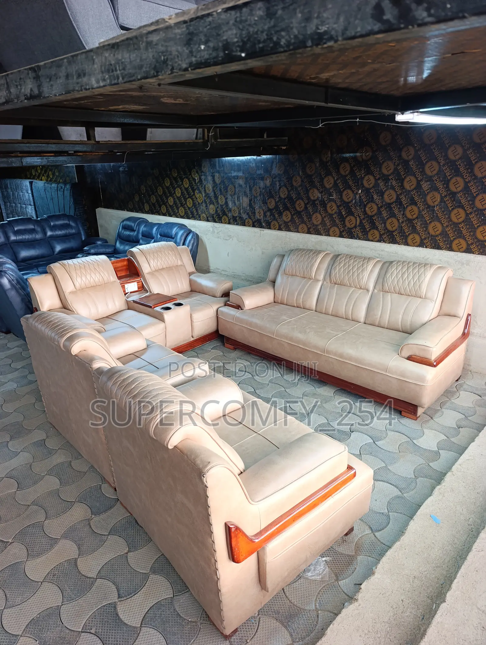 Mahogany Detailed SGR Monster Sofa