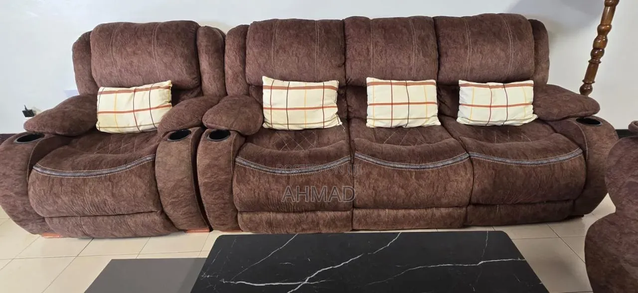 6 Seater Sofa With Divan