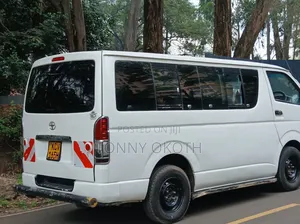 Toyota Grand HiAce 2013 White