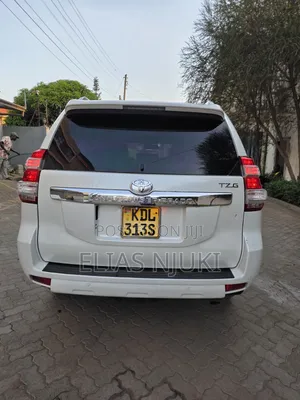 Toyota Land Cruiser Prado 2016 White