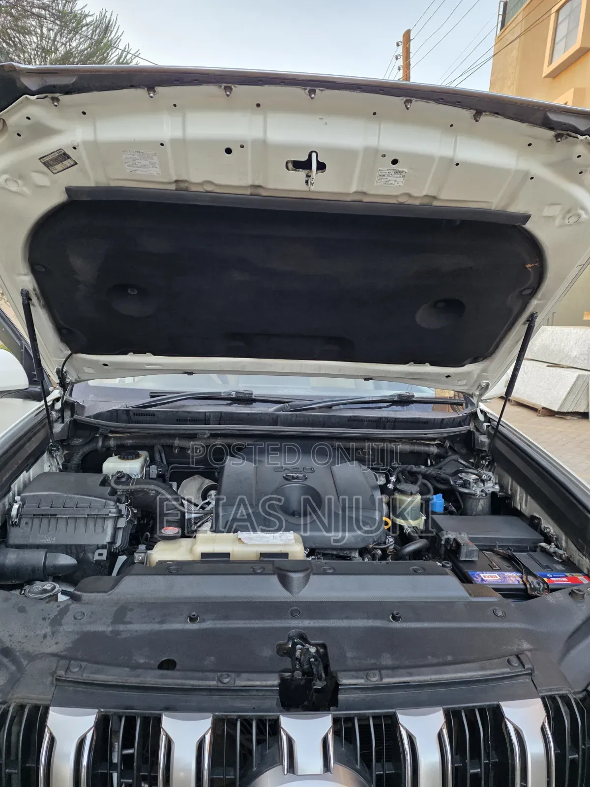 Toyota Land Cruiser Prado 2016 White