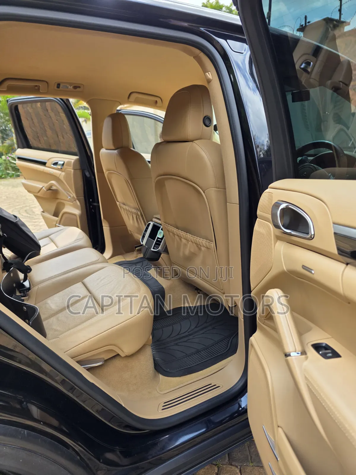 Porsche Cayenne 4dr SUV AWD (3.6L 6cyl 6M) 2014 Black