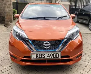 Nissan Note 1.2 Hybrid 2018 Orange