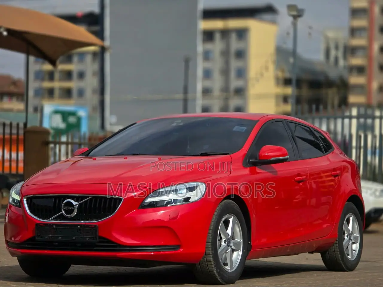 Volvo V40 2018 Red