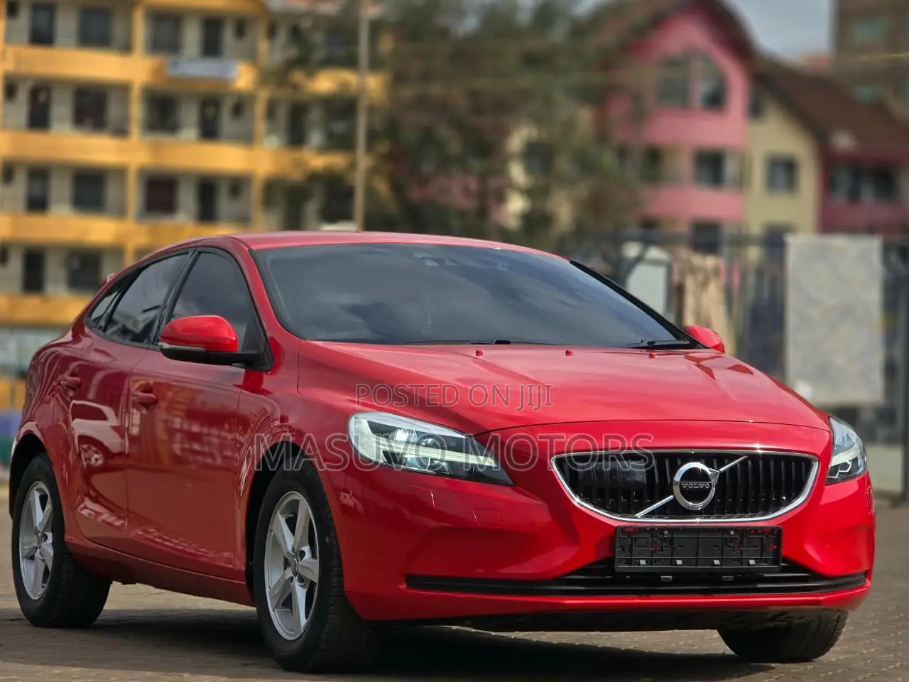 Volvo V40 2018 Red