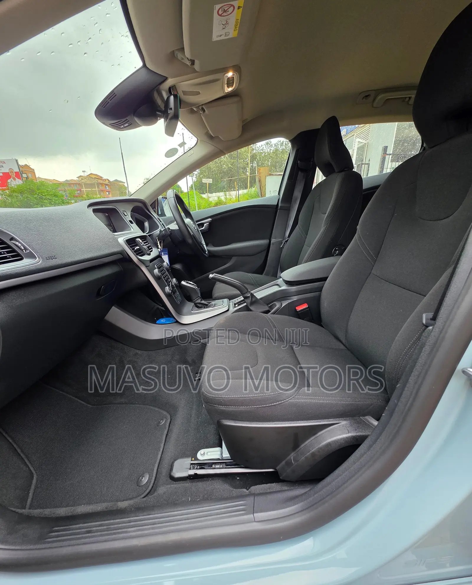Volvo V40 2019 Blue