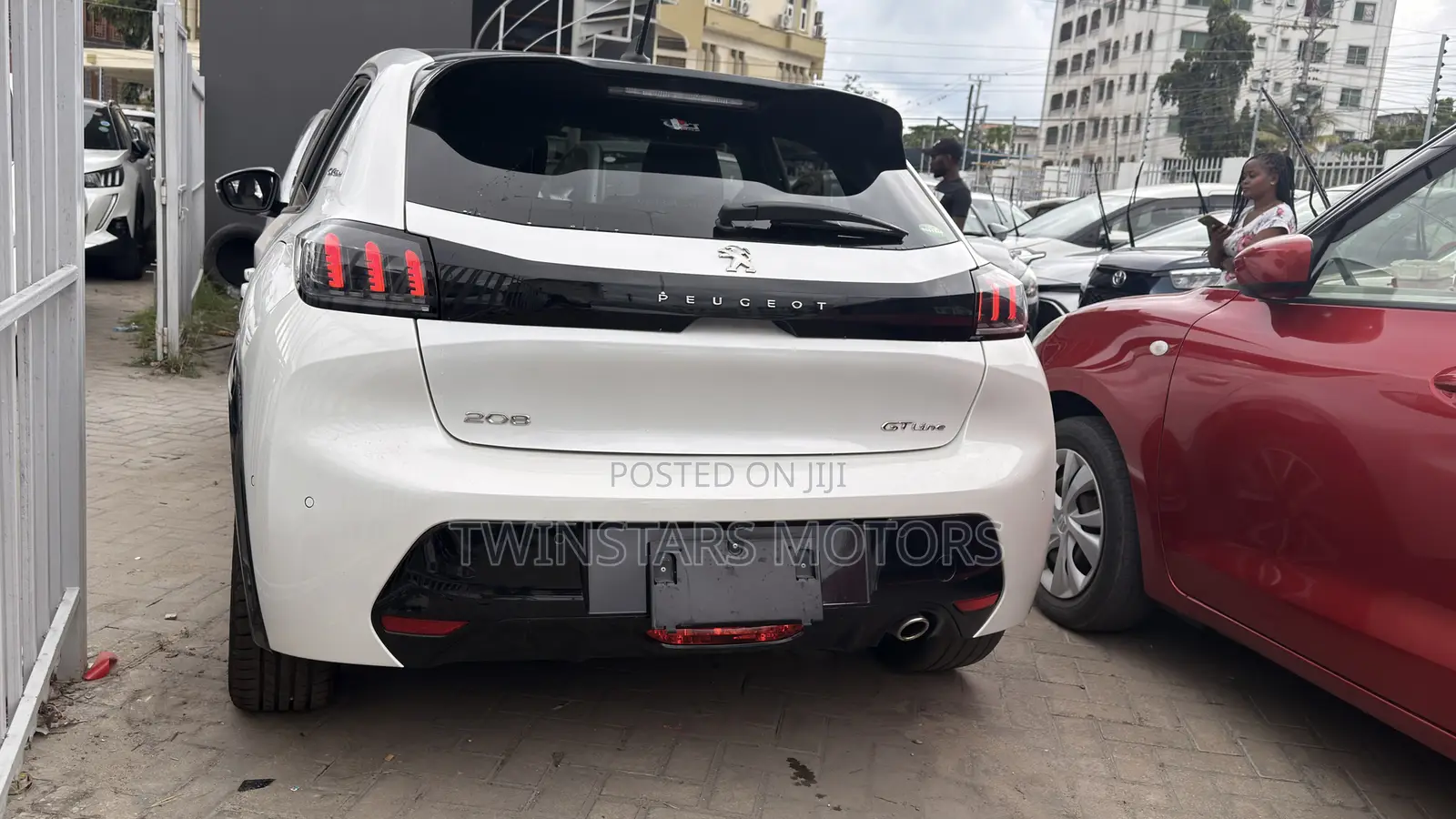 Peugeot 208 2020 White