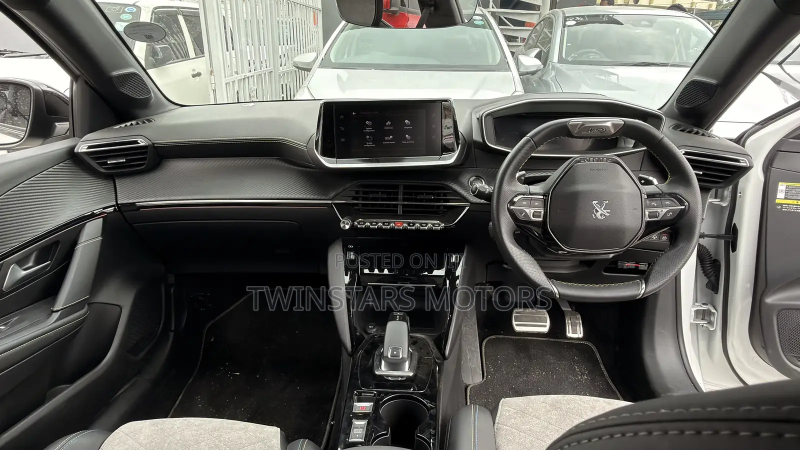 Peugeot 208 2020 White