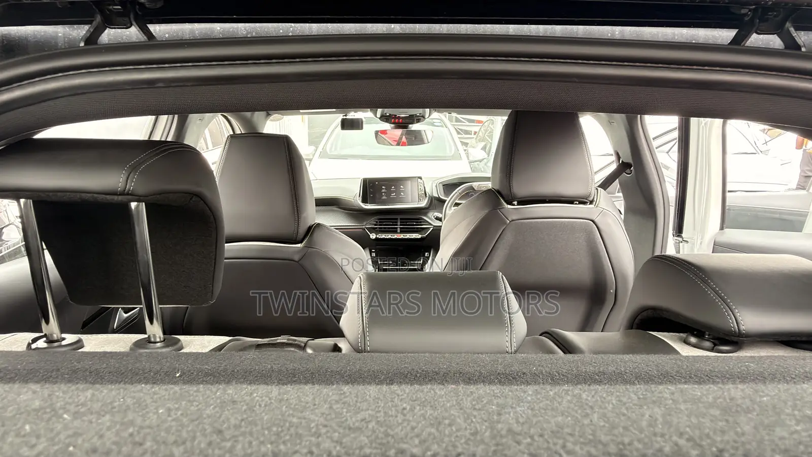 Peugeot 208 2020 White