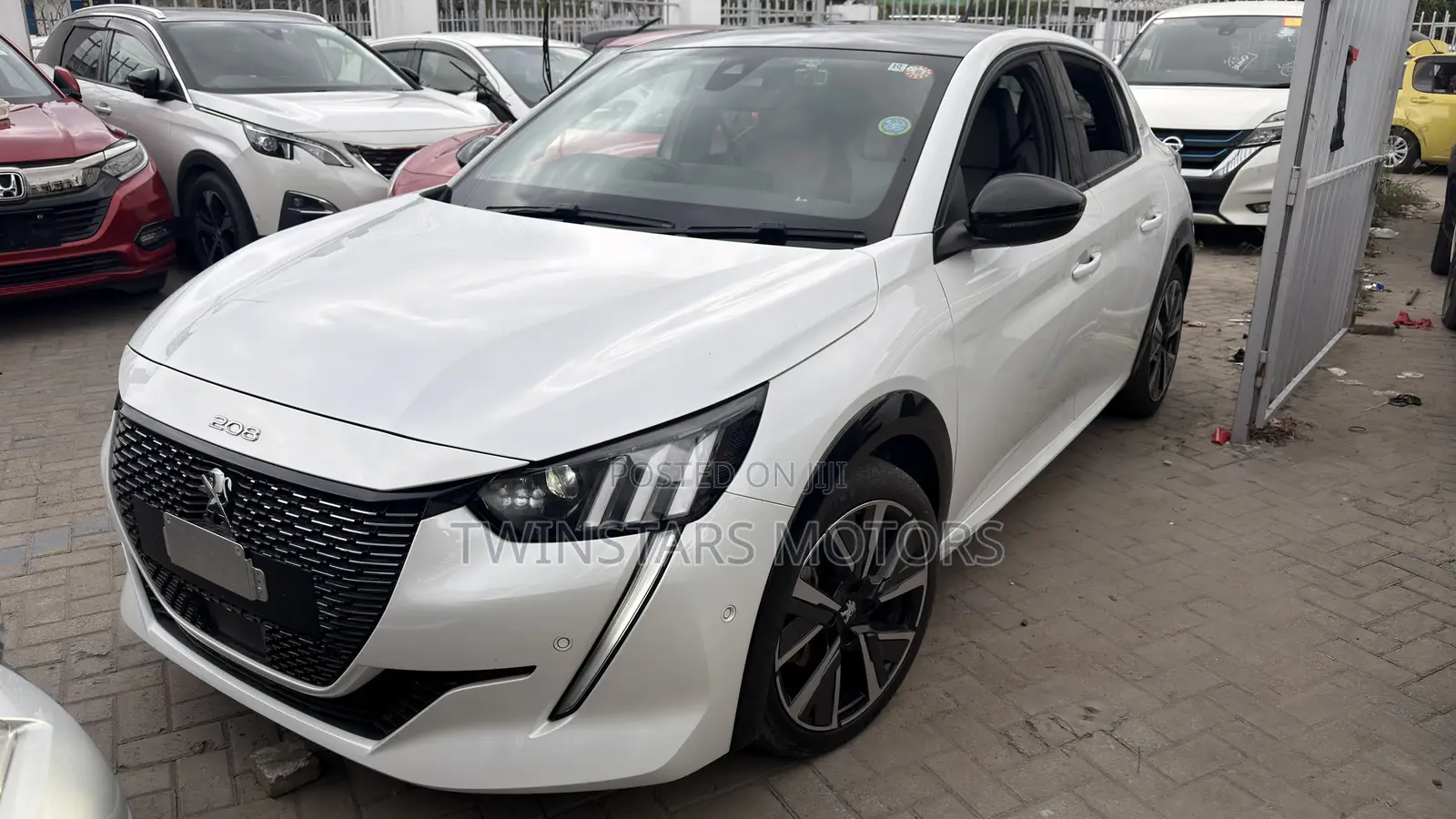 Peugeot 208 2020 White